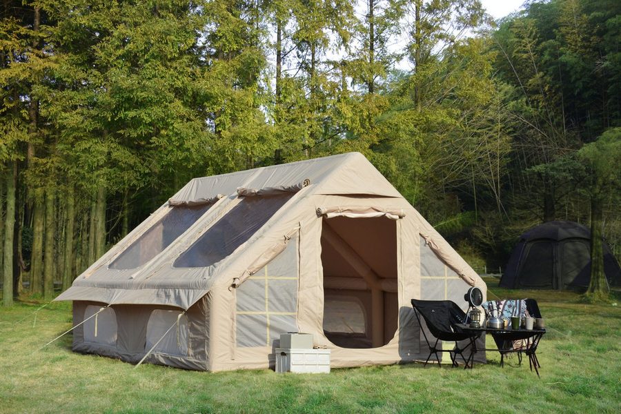 i@home aufblasbares Zelt Luftzelt wasserdicht, Personen: 8 (12 m², UPF50+ UV-Schutz, 300D Baumwollgefühl, 1 tlg., mit 3D-Moskitonetzen, 2 Türen, 6 Fenster), Campingzelt Schneller Aufbau, ohne Stangen L × B × H: 3 × 4 × 2 m von i@home
