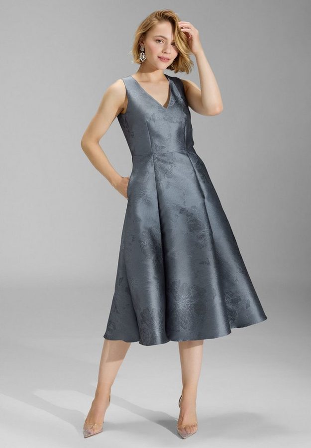 SWING Cocktailkleid Figurbetonte Passform in A-Linie von SWING