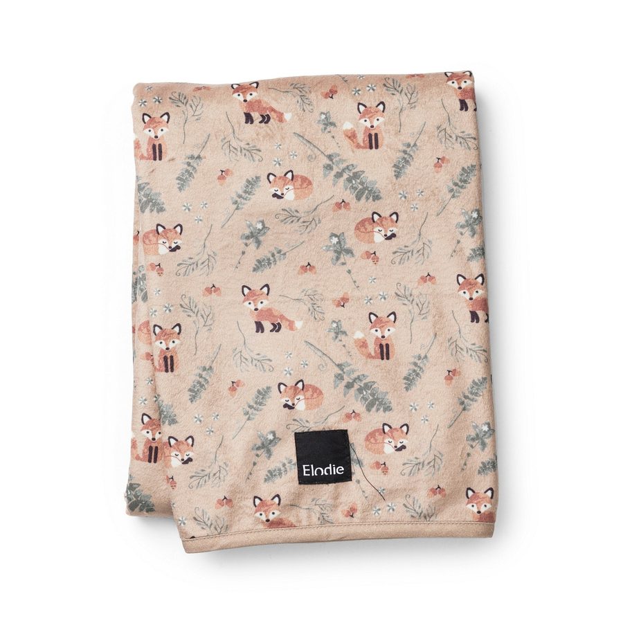 Elodie Pearl Velvet Decke - Nordic Woodland von Elodie