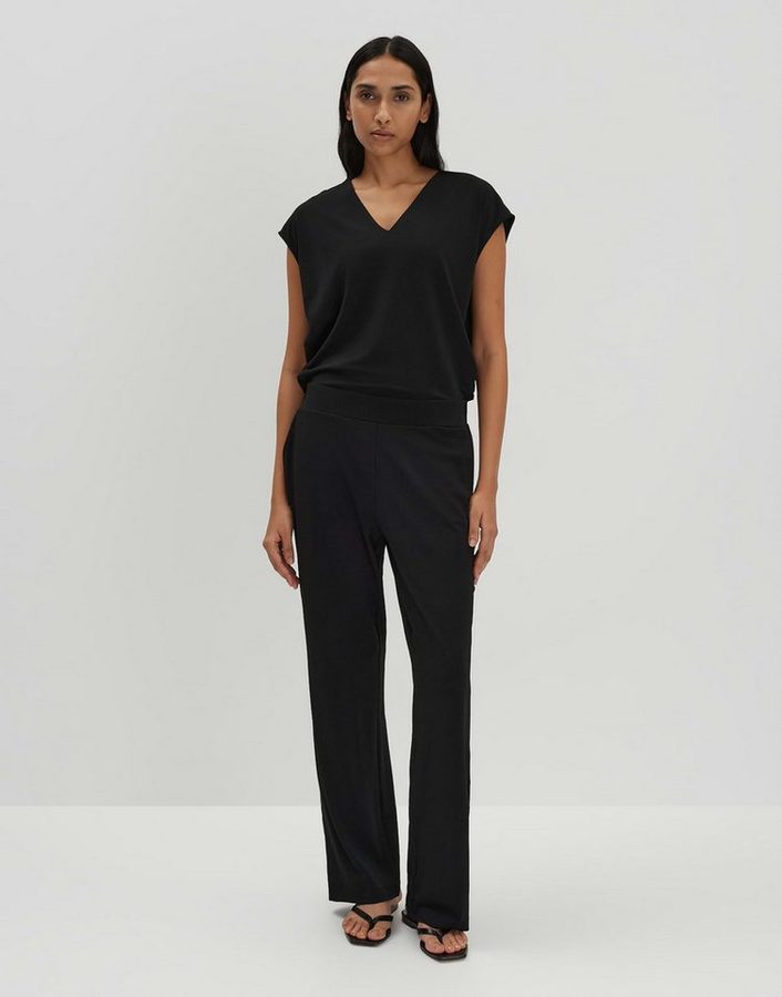 someday Jumpsuit CELARIA mit cleverem Rückendetail von someday