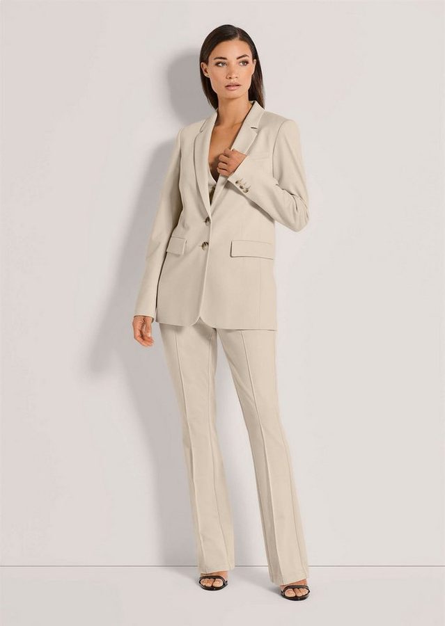 MADELEINE Kurzblazer Floraler Jersey-Blazer in langer Form Florales Design, Reverskragen und Knopfverschluss von MADELEINE