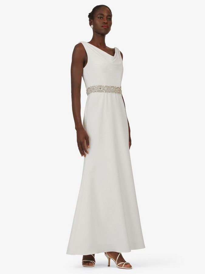 Kraimod Brautkleid mit Wasserfallkragen & Glitzergürtel von Kraimod