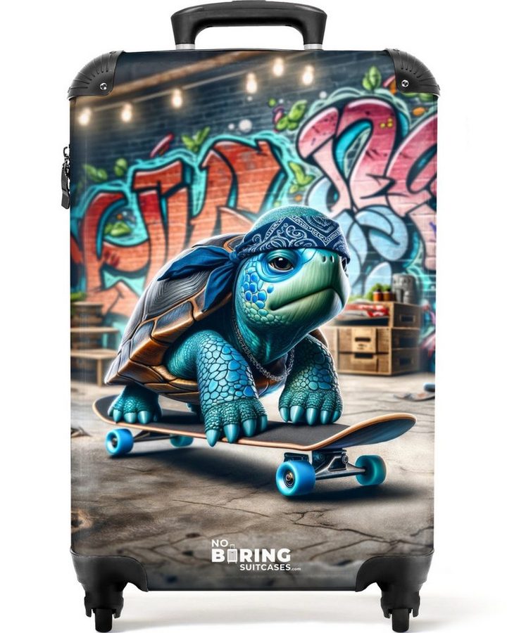 NoBoringSuitcases.com© Hartschalen-Trolley Grün-blaue Schildkröte auf Skateboard 55x35x20cm, Handgepäck Koffer, Hartschalenkoffer Kinder, Reisekoffer Jungen von NoBoringSuitcases.com©