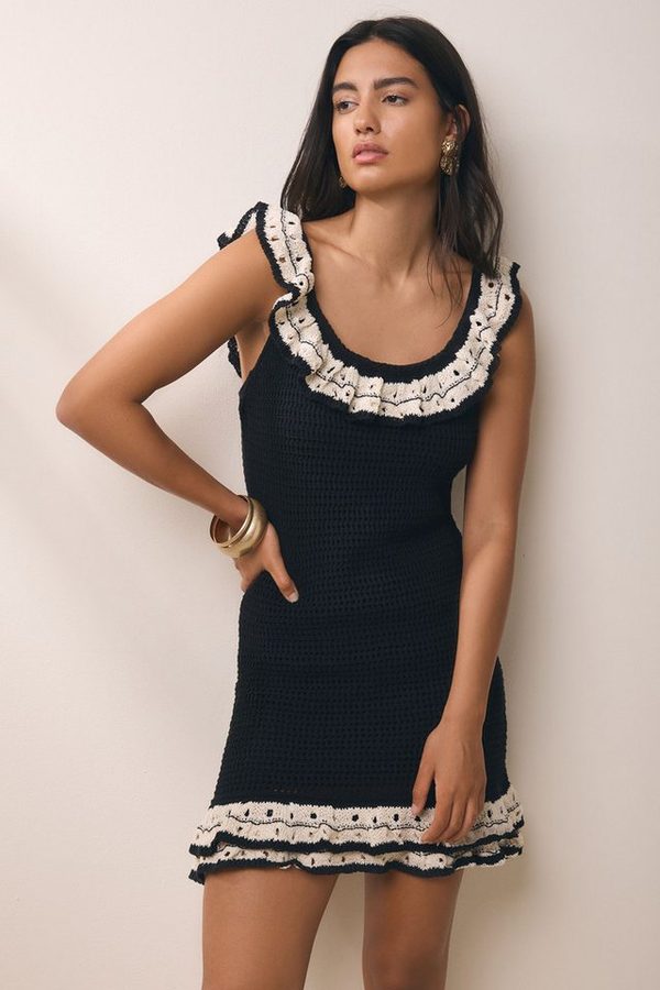 Bhoem Minikleid Mini-Strickkleid mit Häkel- und Rüschendetails (1-tlg) von Bhoem